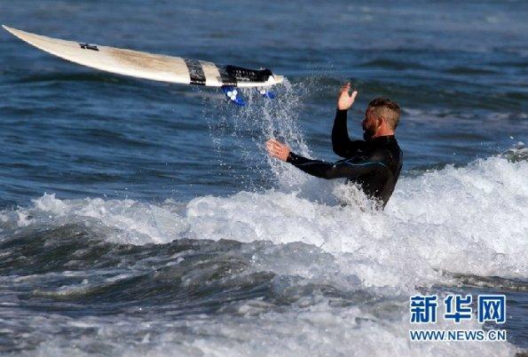 梁朝伟真的老了，哪怕有刘德华给他搭戏